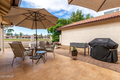 Looking for the perfect place to feel at home? Updated and on Ahwatukee Country Club in Arizona - for sale on GolfHomes.com, golf home, golf lot