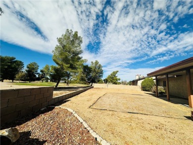 Charming 3-bedroom, 2-bath home located right on the golf on Green Tree Golf Course in California - for sale on GolfHomes.com, golf home, golf lot