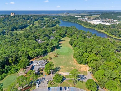 **Beautifully Renovated 3-Bedroom Home with Resort-Style on Lake Forest Yacht and Country Club in Alabama - for sale on GolfHomes.com, golf home, golf lot