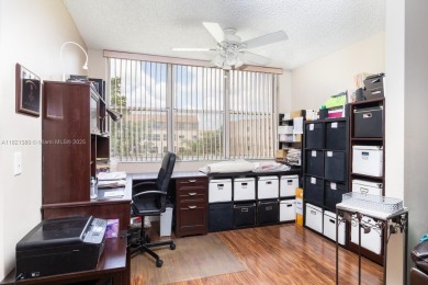 Call this your new home in a spacious and updated 2BD/2BA in on Sunrise Lakes Phase IV Golf Course in Florida - for sale on GolfHomes.com, golf home, golf lot