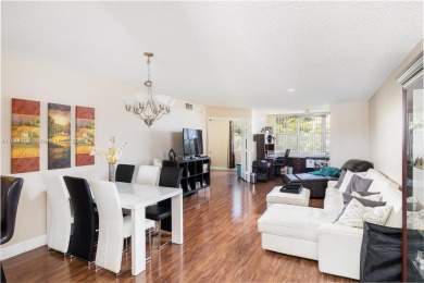 Call this your new home in a spacious and updated 2BD/2BA in on Sunrise Lakes Phase IV Golf Course in Florida - for sale on GolfHomes.com, golf home, golf lot