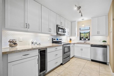 Beautifully updated 2BD/2BA condo at The Palms of Deer Creek in on Deer Creek Golf Club in Florida - for sale on GolfHomes.com, golf home, golf lot