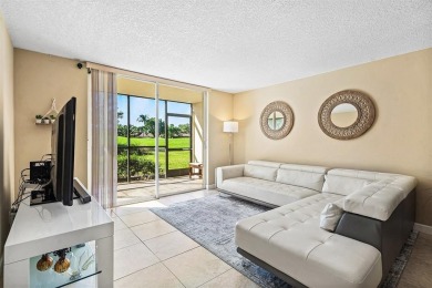 Beautifully updated 2BD/2BA condo at The Palms of Deer Creek in on Deer Creek Golf Club in Florida - for sale on GolfHomes.com, golf home, golf lot