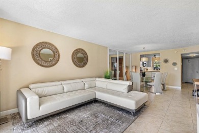 Beautifully updated 2BD/2BA condo at The Palms of Deer Creek in on Deer Creek Golf Club in Florida - for sale on GolfHomes.com, golf home, golf lot
