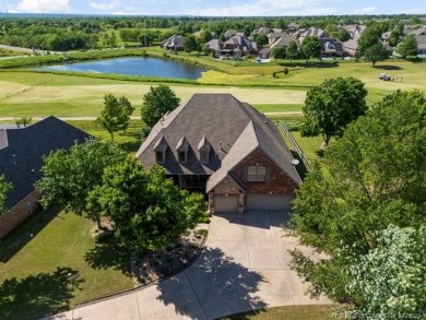 Golf Course Living in Broken Arrow Schools!
This stunning on Battle Creek Golf Course in Oklahoma - for sale on GolfHomes.com, golf home, golf lot