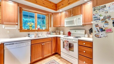 Charming Country Retreat on 5.7 Acres - 172 Golf Course Rd on Sugarloaf Golf Club in Pennsylvania - for sale on GolfHomes.com, golf home, golf lot