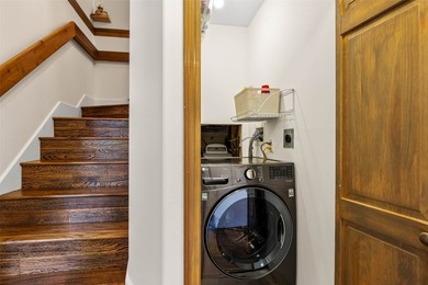 This beautifully updated 3-bedroom, 2-bathroom, 1,249 sq ft on  in  - for sale on GolfHomes.com, golf home, golf lot