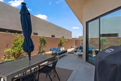 Beautiful custom home in the desirable Dunes subdivision. Built on Sand Hollow Golf Resort in Utah - for sale on GolfHomes.com, golf home, golf lot