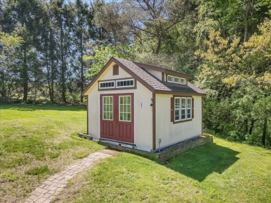 Charming Country Retreat on 5.7 Acres - 172 Golf Course Rd on Sugarloaf Golf Club in Pennsylvania - for sale on GolfHomes.com, golf home, golf lot