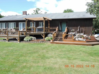 Barton Vermont, Crystal Lake views and deeded access, fish on Barton Golf Club in Vermont - for sale on GolfHomes.com, golf home, golf lot