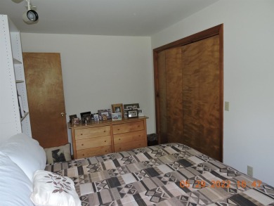 Barton Vermont, Crystal Lake views and deeded access, fish on Barton Golf Club in Vermont - for sale on GolfHomes.com, golf home, golf lot