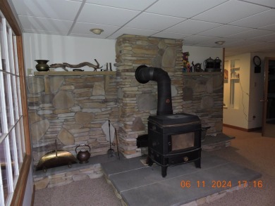 Barton Vermont, Crystal Lake views and deeded access, fish on Barton Golf Club in Vermont - for sale on GolfHomes.com, golf home, golf lot