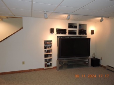 Barton Vermont, Crystal Lake views and deeded access, fish on Barton Golf Club in Vermont - for sale on GolfHomes.com, golf home, golf lot