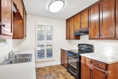 Charming 3-Bedroom, 2-Bath Home in Lake Forest. This inviting on Lake Forest Yacht and Country Club in Alabama - for sale on GolfHomes.com, golf home, golf lot