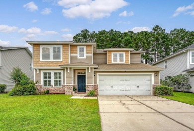 Professionally painted and Brand NEW ROOF being put on! This on Cypress Point Par 3 in South Carolina - for sale on GolfHomes.com, golf home, golf lot