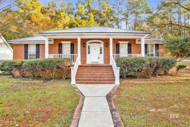 Charming 3-Bedroom, 2-Bath Home in Lake Forest. This inviting on Lake Forest Yacht and Country Club in Alabama - for sale on GolfHomes.com, golf home, golf lot