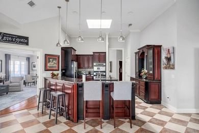 Welcome home to 109 Poplar Hill Court, a well-cared-for on Woodside Plantation Country Club in South Carolina - for sale on GolfHomes.com, golf home, golf lot