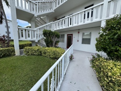 Seller Motivated! This 2 bed, 1.5 bath, ground floor condo in on Hillsboro Pines Golf in Florida - for sale on GolfHomes.com, golf home, golf lot