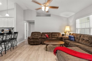 4/2/2 CITRUS SPRINGS HOME! Great opportunity to own a on Citrus Springs Country Club in Florida - for sale on GolfHomes.com, golf home, golf lot