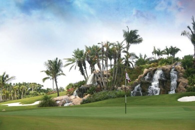 Updated 2/2 in the premiere country Club community of Boca West on Boca West Golf and Country Club in Florida - for sale on GolfHomes.com, golf home, golf lot