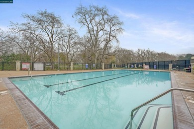 One of the finest properties in the desirable Paradise Valley on Paradise Valley Golf Course in California - for sale on GolfHomes.com, golf home, golf lot