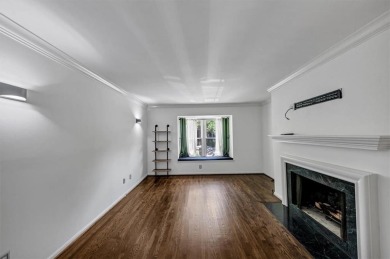 Beautifully updated 2-bedroom, 2-bath condominium in Cross Creek on Cross Creek Golf Course in Georgia - for sale on GolfHomes.com, golf home, golf lot