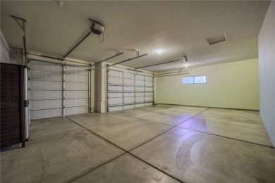 Beautiful Golf Course Pool Home in Gated Laughlin Ranch! on Laughlin Ranch Golf Club in Arizona - for sale on GolfHomes.com, golf home, golf lot