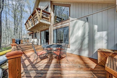 158 Flintlock Trail proudly shares the appeal of a popular on Lake Naomi Timber Trails Golf Club in Pennsylvania - for sale on GolfHomes.com, golf home, golf lot