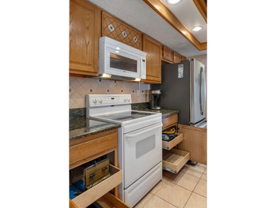 Under contract-accepting backup offers. NEW ROOF 12/25!  CLEAN 4 on Seven Hills Golfers Club in Florida - for sale on GolfHomes.com, golf home, golf lot