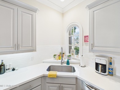 Beautiful home perfect for a family or individual looking to on Lake Caroline Golf Club in Mississippi - for sale on GolfHomes.com, golf home, golf lot