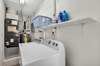 UNOBSTRUCTED GULF ACCESS. PRIVATE BEACH. CUTE AS A BUTTON on Gulf Harbors Golf Course in Florida - for sale on GolfHomes.com, golf home, golf lot