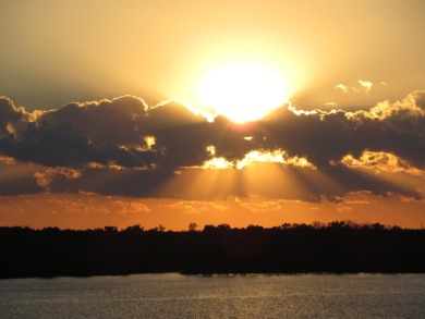 Upgraded Northern Bay Condominium Located On WI 4th Largest on Northern Bay Golf Resort and Marina in Wisconsin - for sale on GolfHomes.com, golf home, golf lot