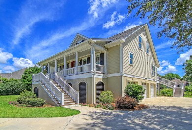 QUINTESSENTIAL LOWCOUNTRY CHARM - this high quality, custom on Kiawah Island Resort - Oak Point in South Carolina - for sale on GolfHomes.com, golf home, golf lot