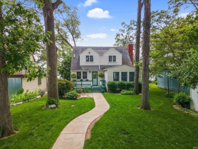 Welcome to your classic lakefront escape at Pier 428! Tucked on Maxwelton Golf Club, Inc. in Indiana - for sale on GolfHomes.com, golf home, golf lot
