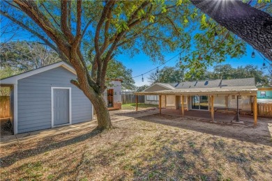 Charming Updated Home Near Texas A  Bomber Stadium! This on Bryan Municipal Golf Course in Texas - for sale on GolfHomes.com, golf home, golf lot