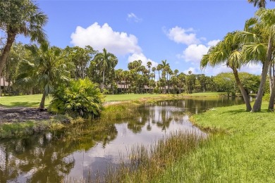 Light & bright 2BR/2BA condo near McKee Botanical Gardens on Vero Beach South Golf Course in Florida - for sale on GolfHomes.com, golf home, golf lot