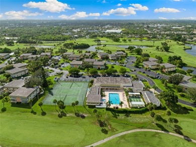 Light & bright 2BR/2BA condo near McKee Botanical Gardens on Vero Beach South Golf Course in Florida - for sale on GolfHomes.com, golf home, golf lot