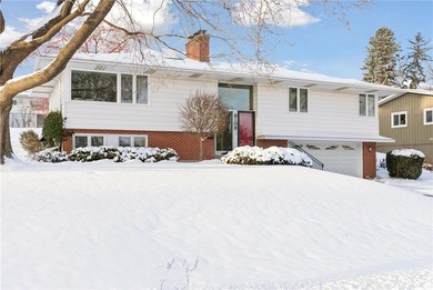 Welcome to 8108 W Franklin Avenue - a bright, welcoming home in on Minneapolis Golf Club in Minnesota - for sale on GolfHomes.com, golf home, golf lot