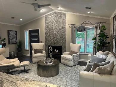 Completely remodeled and move-in ready! Stunning Condo nestled on Pinnacle Country Club in Arkansas - for sale on GolfHomes.com, golf home, golf lot