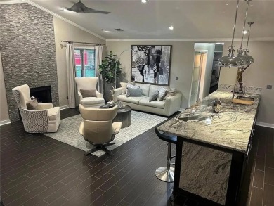 Completely remodeled and move-in ready! Stunning Condo nestled on Pinnacle Country Club in Arkansas - for sale on GolfHomes.com, golf home, golf lot