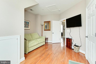 Welcome to 120 Fortnightly Square-a beautifully appointed 4 on Herndon Centennial Golf Course in Virginia - for sale on GolfHomes.com, golf home, golf lot