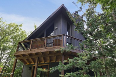Welcome to your year-round retreat in The Hideout! This spacious on The Hideout Golf in Pennsylvania - for sale on GolfHomes.com, golf home, golf lot