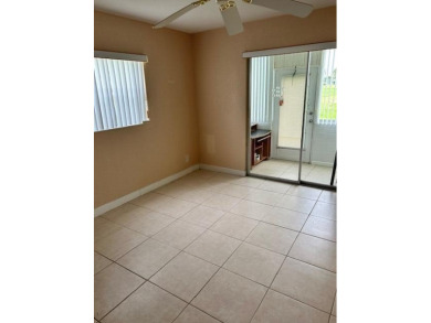 PRICE IMPROVEMENT!  MOTIVATED SELLER!  LOWER CONDO FEE IN 2025! on Kings Point Golf - Executive in Florida - for sale on GolfHomes.com, golf home, golf lot