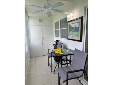 PRICE IMPROVEMENT!  MOTIVATED SELLER!  LOWER CONDO FEE IN 2025! on Kings Point Golf - Executive in Florida - for sale on GolfHomes.com, golf home, golf lot