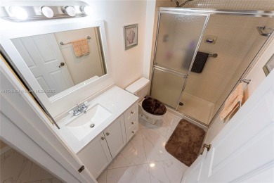 Welcome to your new home in Aventura! This 2/2 apartment has on Turnberry Isle Resort and Club in Florida - for sale on GolfHomes.com, golf home, golf lot
