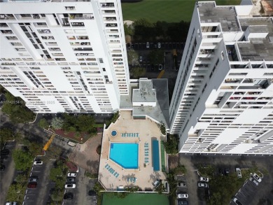 Welcome to your new home in Aventura! This 2/2 apartment has on Turnberry Isle Resort and Club in Florida - for sale on GolfHomes.com, golf home, golf lot