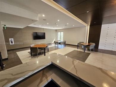 Welcome to your new home in Aventura! This 2/2 apartment has on Turnberry Isle Resort and Club in Florida - for sale on GolfHomes.com, golf home, golf lot