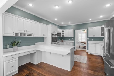 Completely Renovated & Conveniently Located! This gorgeous 2 on Windstone Golf Club in Tennessee - for sale on GolfHomes.com, golf home, golf lot