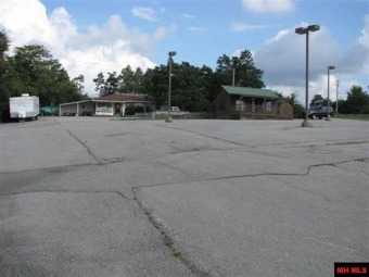 Prime commercial location! 1.23 acres m/l with 114' of highway on Twin Lakes Golf Club in Arkansas - for sale on GolfHomes.com, golf home, golf lot