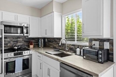 Stunningly Updated Scottsdale Townhouse - Prime Location!

 on The Phoenician  in Arizona - for sale on GolfHomes.com, golf home, golf lot